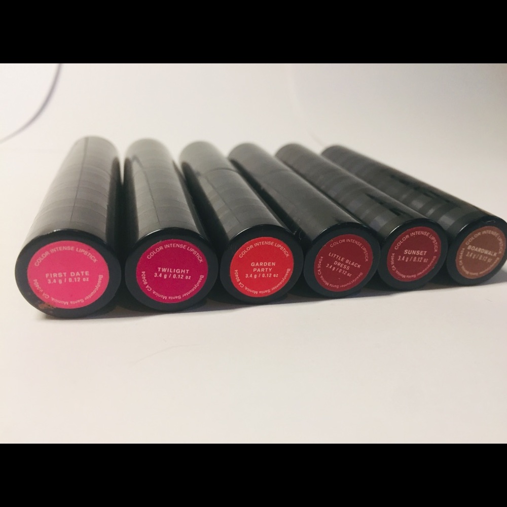 Lip sticks!!!! 👄